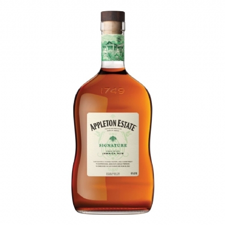 Appleton Estate Signature Blend Rum 1L - appleton estate signature blend rum 1l - 1    - Liquor Legends New Zealand