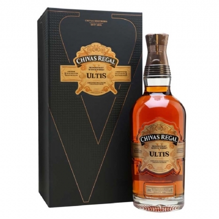 Chivas Regal Ultis Blended Scotch Whisky 700ml - chivas regal ultis blended scotch whisky 700ml - 1    - Liquor Legends New Zealand