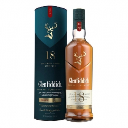 Glenfiddich 18 Year Old 700ml - glenfiddich 18 year old 700ml - 1    - Liquor Legends New Zealand