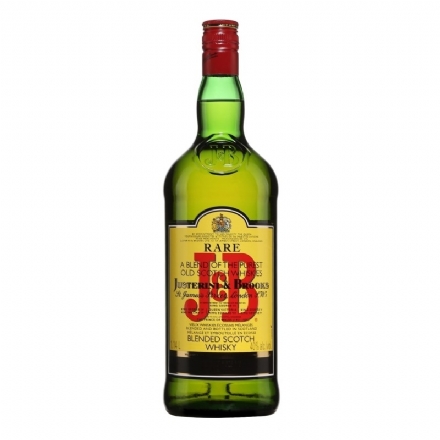 J&B Rare Blended Scotch Whisky 1L - j and b rare blended scotch whisky 1l - 1    - Liquor Legends New Zealand