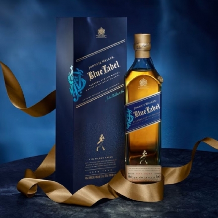 Johnnie Walker Blue Label 700ml - johnnie walker blue label 700ml - 1    - Liquor Legends New Zealand